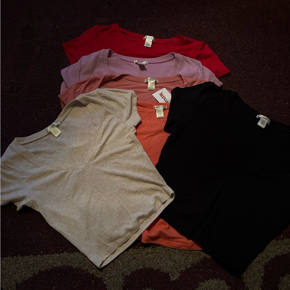 Assorted Short Sleeve Tops